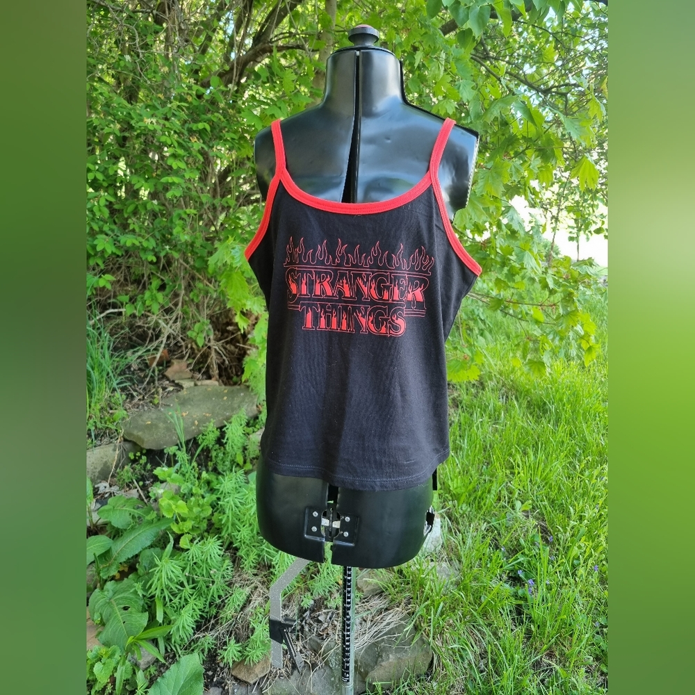 Her Universe Stranger Things cropped cami